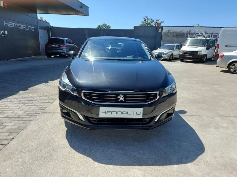 Usado Peugeot 508 Active 120 HP (88 kW) 2018 Cinzento (metalizado) Sedan