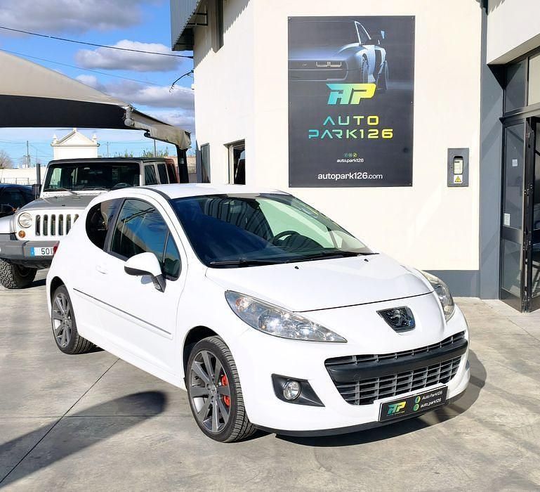 Usado Peugeot 207 GTi 156 HP (114 kW) 2010