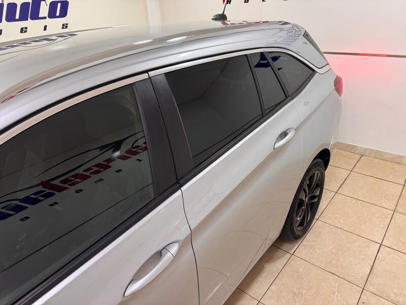 Usado Opel Astra Sport 105 HP (77 kW) 2019 Cinzento Carrinha