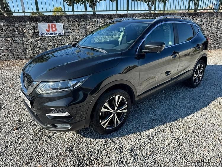 Preto Usado 2019 Nissan Qashqai N-Connecta SUV | € 18.950 (Preço justo) - Imagem 1/1