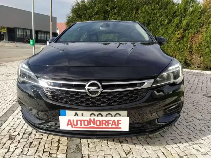Preto Usado 2018 Opel Astra Business Edition Citadino | € 15.900 (Preço elevado) - Imagem 1/4