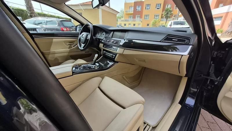 Usado BMW 535 Luxury Line 313 HP (230 kW) 2013 Azul Carrinha