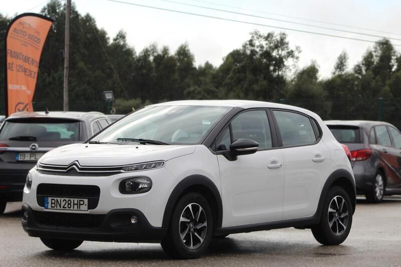Branco Usado 2019 Citroën C3 Feel Citadino | € 13.500 (Preço justo) - Imagem 1/4
