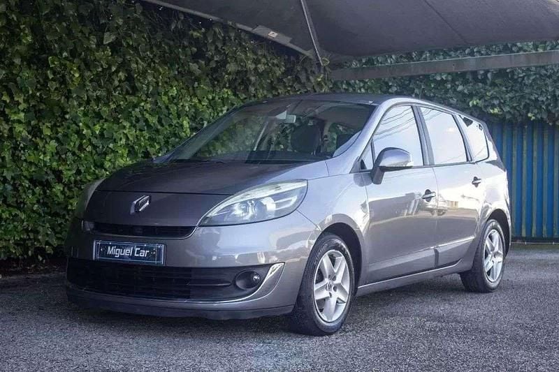 Usado Renault Scénic III Dynamique 110 HP (80 kW) 2012 Cinza Monovolume