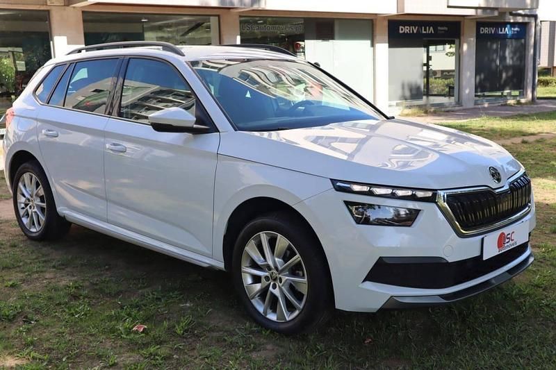 Cinzento Usado 2022 Skoda Kamiq SUV | € 18.490 (Preço justo) - Imagem 1/4