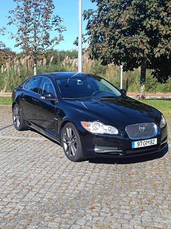 Preto Usado 2008 Jaguar XF Sedan | € 14.250 (Caro) - Imagem 1/4
