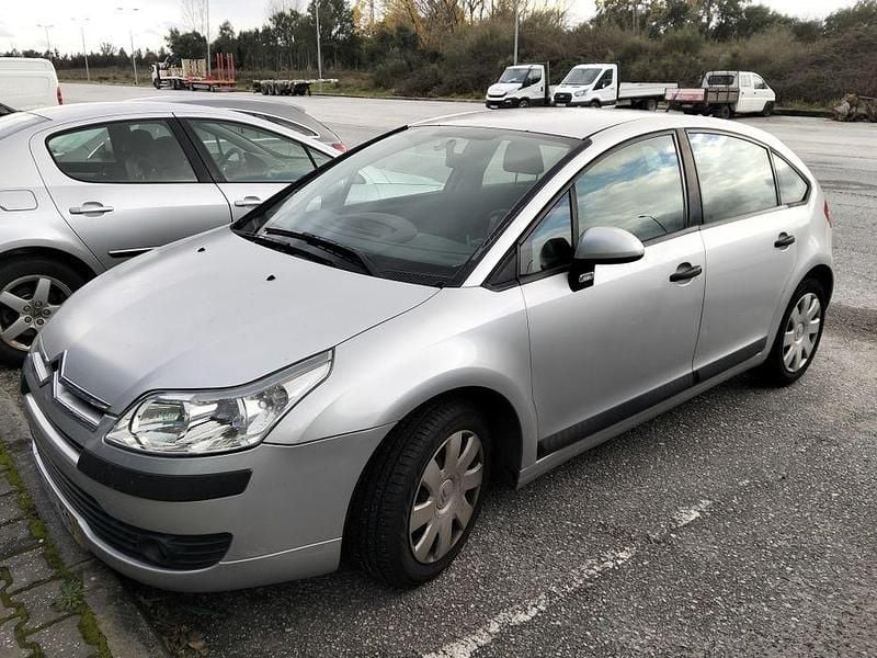 Usado Citroën C4 90 HP (66 kW) 2006 Sedan