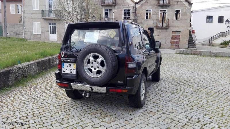 Mitsubishi pajero v60