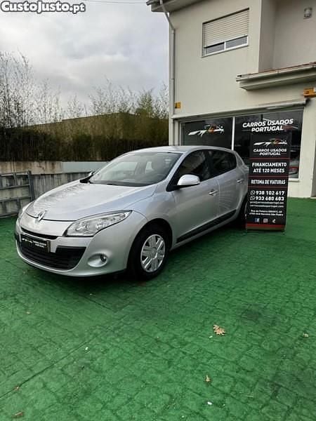 Cinza Usado 2011 Renault Mégane III | € 6.990 (Super Preço) - Imagem 1/1