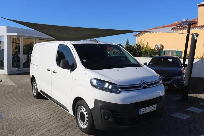 Branco Usado 2021 Citroën Jumpy Monovolume | € 18.650 (Preço justo) - Imagem 1/4