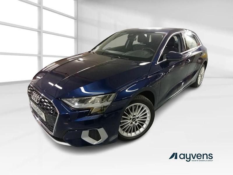 Azul Usado 2021 Audi A3 Advanced Carrinha | € 25.100 - Imagem 1/4