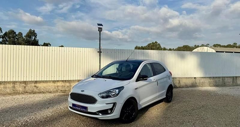 Branco glaciar Usado 2018 Ford Ka Plus Citadino | € 11.250 - Imagem 1/4