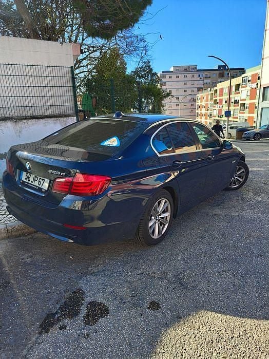 Usado BMW 525 150 HP (110 kW) 2010 Sedan
