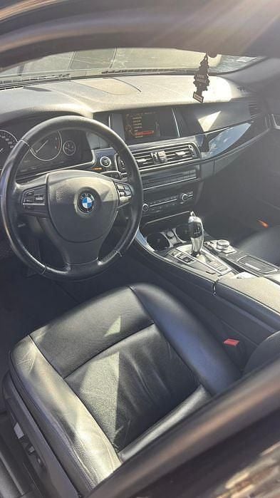 Usado BMW 520 Luxury Line 190 HP (139 kW) 2015 Sedan