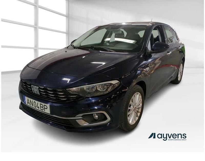 Usado Fiat Tipo Life 95 HP (69 kW) 2021 Azul Sedan