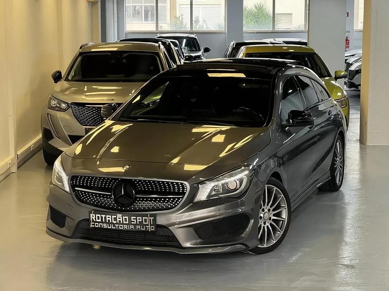 Cinzento Usado 2015 Mercedes CLA220 Shooting Brake AMG line Carrinha | € 21.990 (Preço justo) - Imagem 1/4