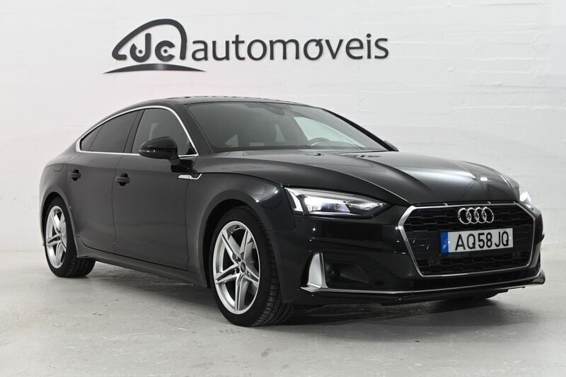 Preto Usado 2022 Audi A5 Advanced Coupé | € 39.900 (Preço justo) - Imagem 1/4