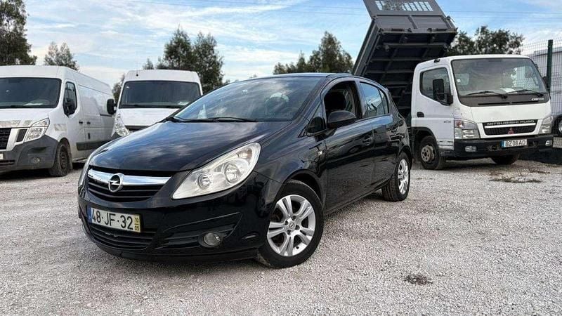 Preto Usado 2010 Opel Corsa | € 3.900 (Preço justo) - Imagem 1/4