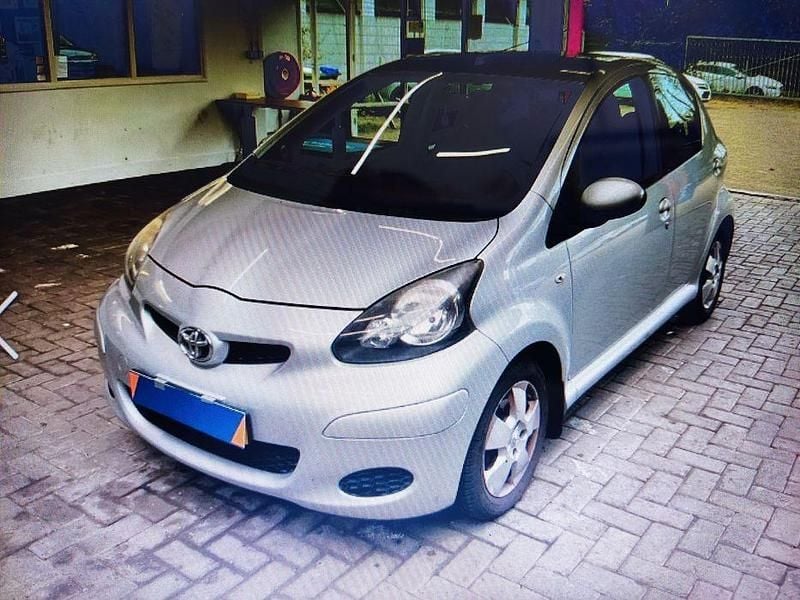 Usado 2011 Toyota Aygo Citadino | € 4.950 - Imagem 1/4