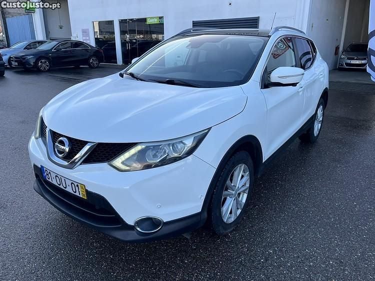 Branco Usado 2014 Nissan Qashqai Premium Edition SUV | € 9.950 (Bom preço) - Imagem 1/1