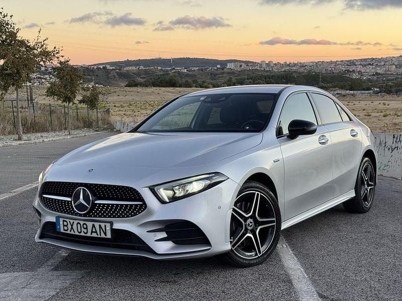 Usado 2021 Mercedes A250 AMG Sedan | € 25.500 (Super Preço) - Imagem 1/4