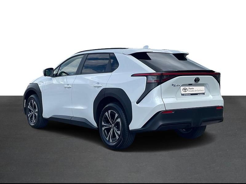 Usado Toyota bZ4X Premium 150 kW (204 HP) 2025 Branco (pintura metalizada especial) SUV