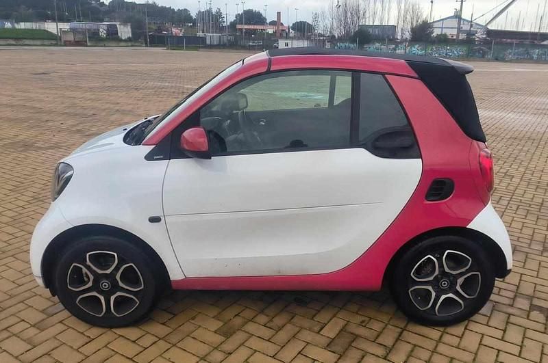Usado Smart ForTwo Cabrio 71 HP (52 kW) 2016 Branco Cabrios