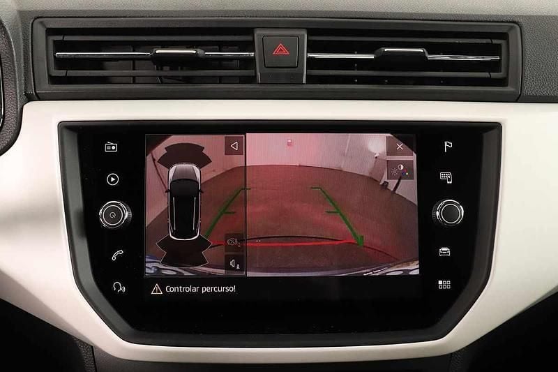 Cinzento Usado 2018 Seat Arona SUV | € 23.499 - Imagem 1/4
