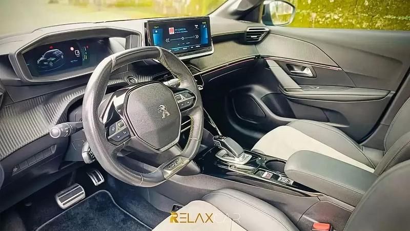 Usado Peugeot e-208 GT 100 kW (136 HP) 2020 Azul Citadino