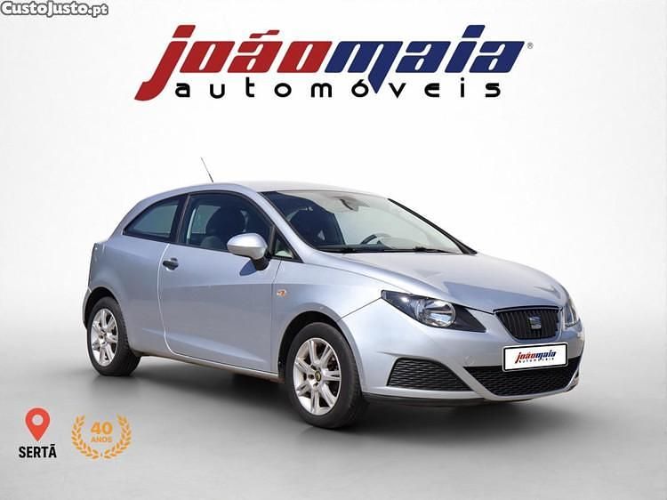 Cinza Usado 2010 Seat Ibiza Reference Sedan | € 6.500 (Preço justo) - Imagem 1/1
