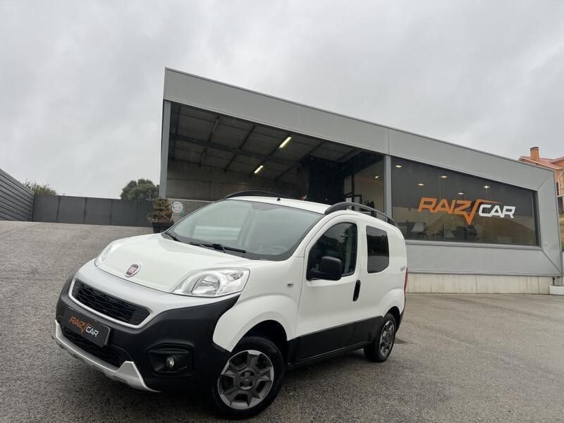 Branco Usado 2019 Fiat Fiorino Monovolume | € 11.992 (Preço justo) - Imagem 1/4