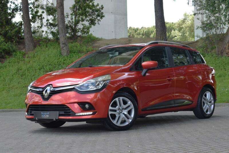 Vermelho Usado 2017 Renault Clio IV Carrinha | € 9.890 (Bom preço) - Imagem 1/4