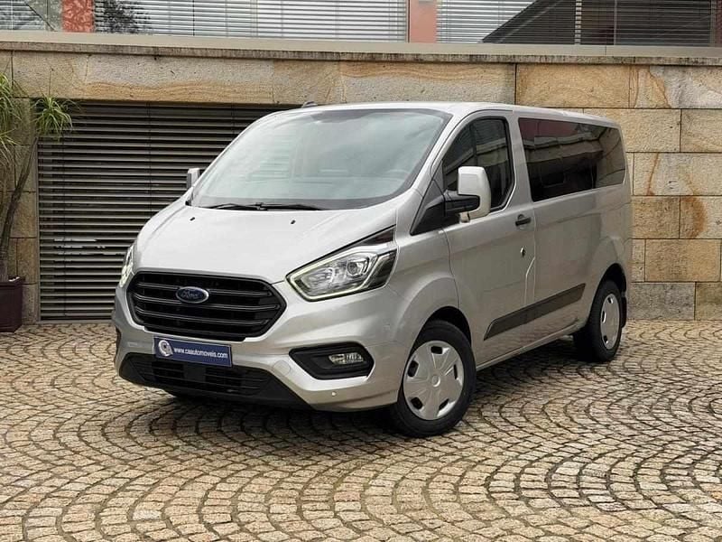 Cinzento Usado 2023 Ford Transit Custom | € 39.990 - Imagem 1/4