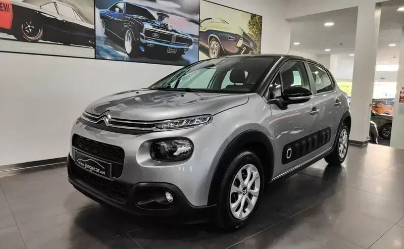 Cinzento Usado 2019 Citroën C3 Feel Citadino | € 12.990 (Bom preço) - Imagem 1/4