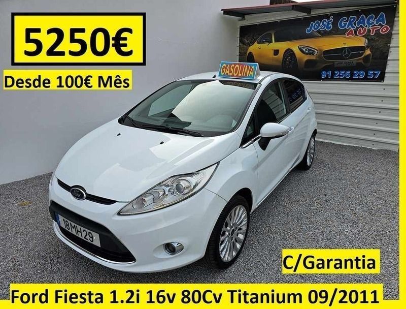 Branco Usado 2011 Ford Fiesta Citadino | € 5.250 (Preço justo) - Imagem 1/4