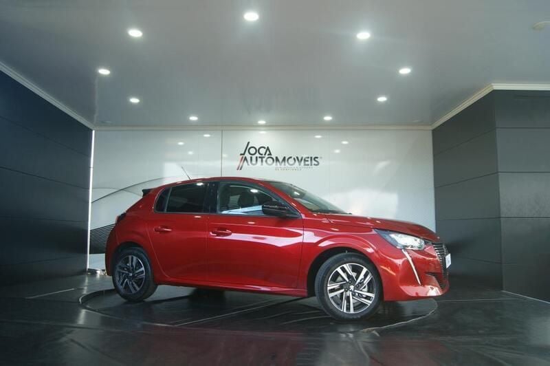 Vermelho Usado 2023 Peugeot 208 Allure Citadino | € 26.500 - Imagem 1/4