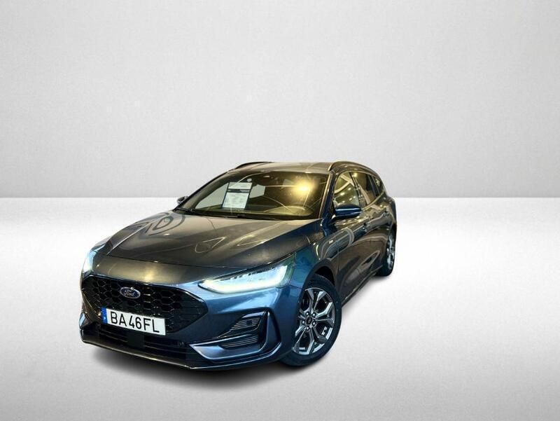 Branco Usado 2023 Ford Focus | € 21.740 (Preço justo) - Imagem 1/4