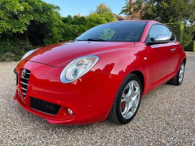 Usado Alfa Romeo MiTo Distinctive 90 HP (66 kW) 2009 Vermelho Citadino