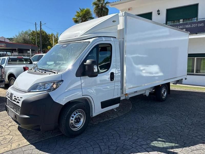 Branco Novo 2025 Fiat Ducato Van | € 36.450 - Imagem 1/4