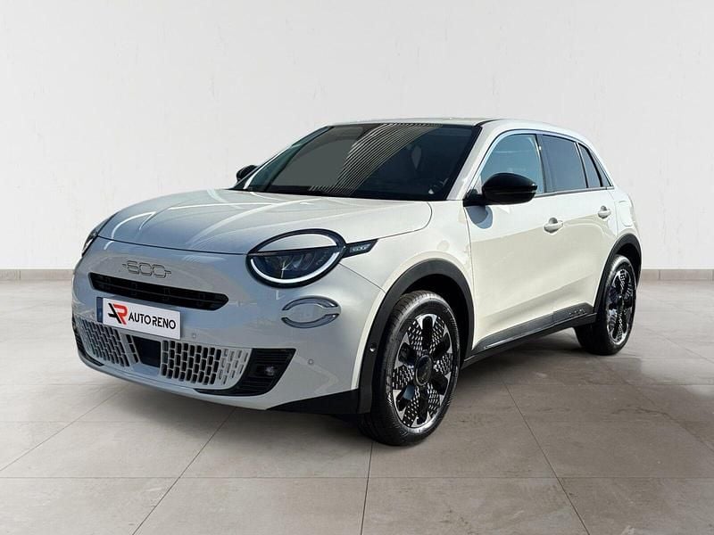 Branco Novo 2025 Fiat 600 La Prima SUV | € 25.490 (Preço justo) - Imagem 1/4