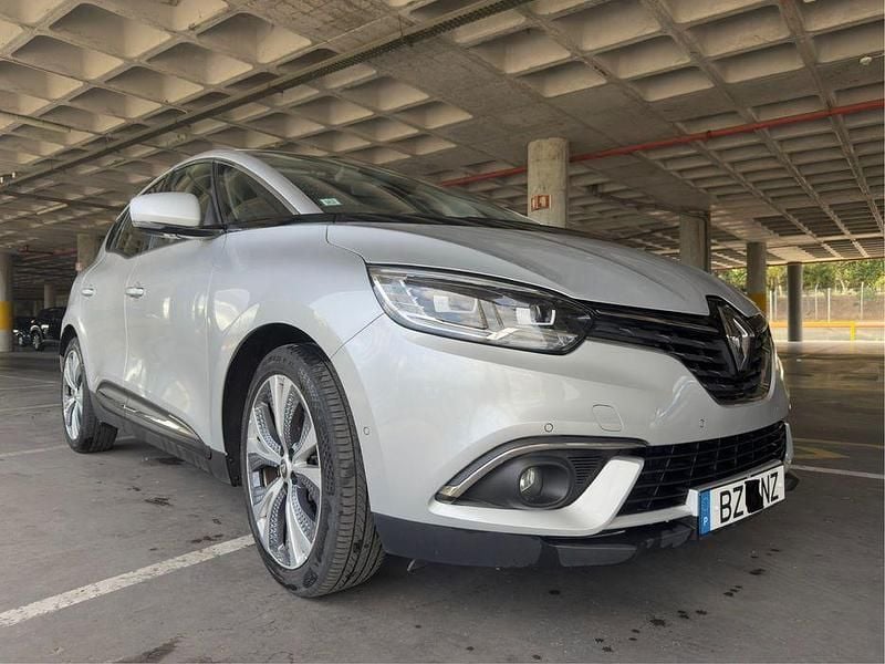 Usado 2019 Renault Scénic IV Monovolume | € 12.500 (Bom preço) - Imagem 1/4