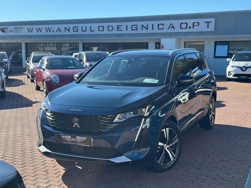 Azul Usado 2022 Peugeot 5008 GT Monovolume | € 29.900 (Bom preço) - Imagem 1/4