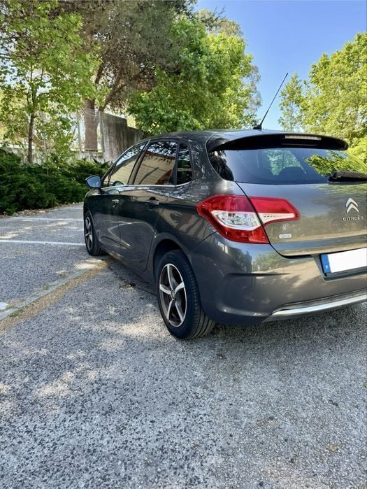 Usado 2012 Citroën C4 Sedan | € 5.500 (Bom preço) - Imagem 1/4
