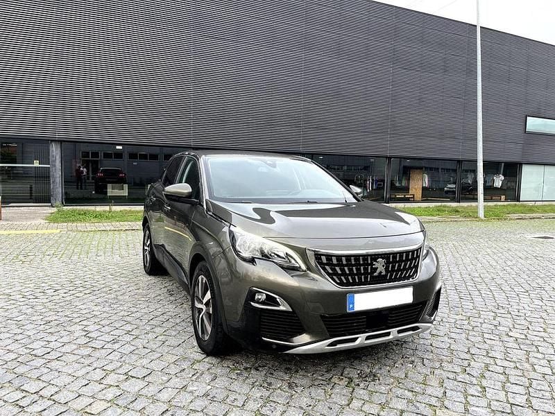 Usado 2017 Peugeot 3008 Allure Sedan | € 12.950 (Bom preço) - Imagem 1/4
