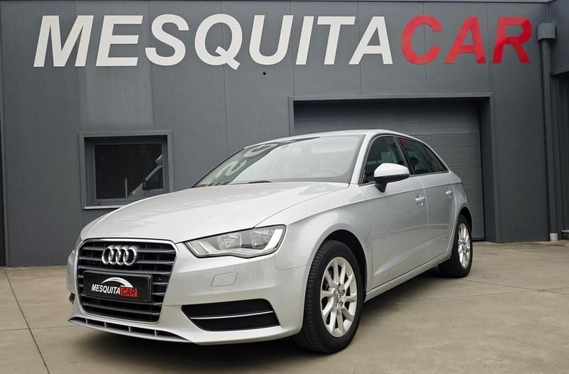 Cinza Usado 2013 Audi A3 Sport Carrinha | € 13.000 (Preço justo) - Imagem 1/4