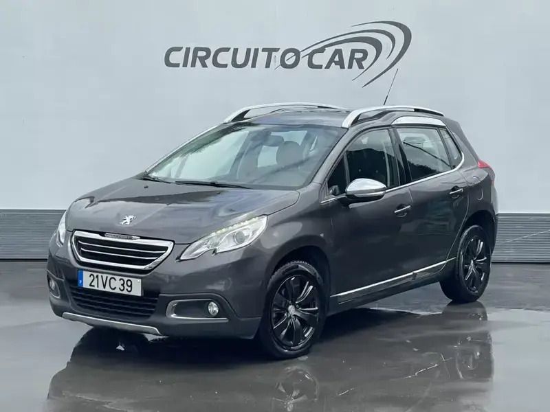 Cinzento Usado 2013 Peugeot 2008 Allure SUV | € 8.750 (Bom preço) - Imagem 1/4