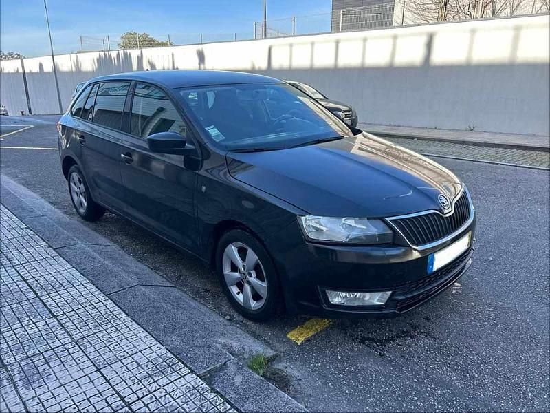 Usado Skoda Rapid 90 HP (66 kW) 2014 Preto Citadino