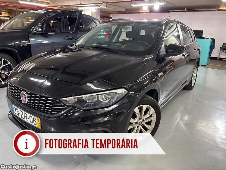 Preto Usado 2019 Fiat Tipo Lounge Carrinha | € 11.690 (Preço justo) - Imagem 1/1