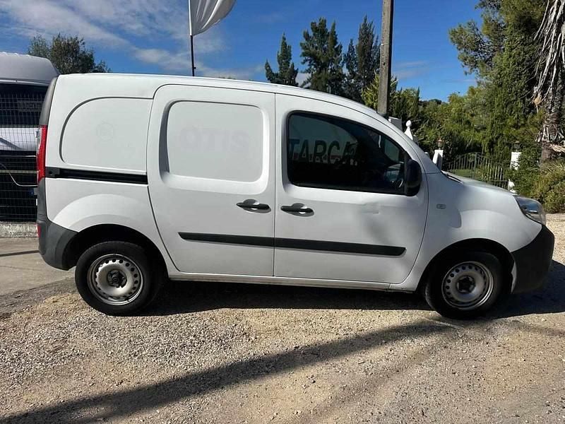 Usado Renault Kangoo 80 HP (58 kW) 2020 Branco Monovolume