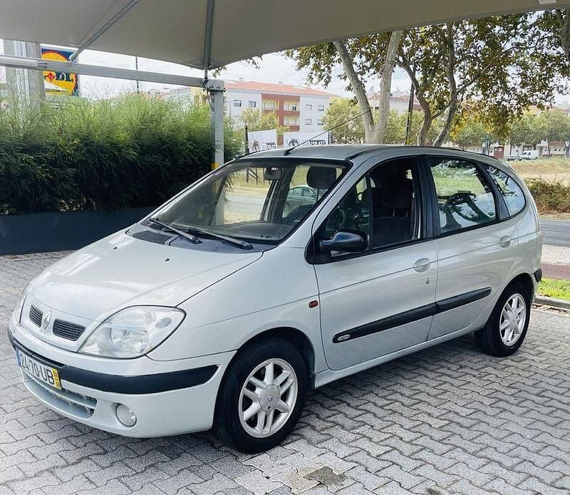 Usado 2002 Renault Scénic Monovolume | € 1.800 - Imagem 1/4